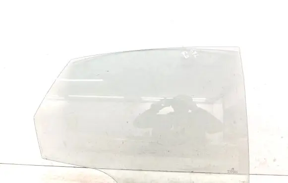 Citroen C5 Rear door window glass 43R000929 AS2 M34
