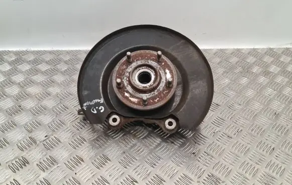 Fiat Freemont Rear wheel hub spindle/knuckle 