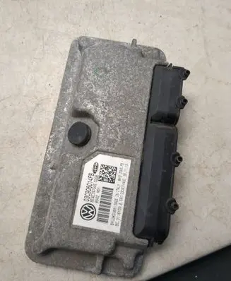 Volkswagen Golf VII Engine control unit/module 03C906014FB 03c907445C