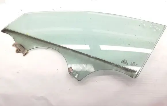 Hyundai i30 Front door window glass four-door 