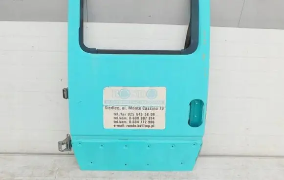 Mitsubishi Canter Rear door