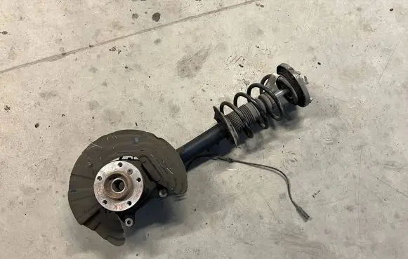 BMW X3 F25 Front wheel hub spindle knuckle 6855953