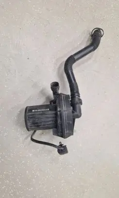 Audi Q7 4M Secondary air pump 079959231 72273817 079959253