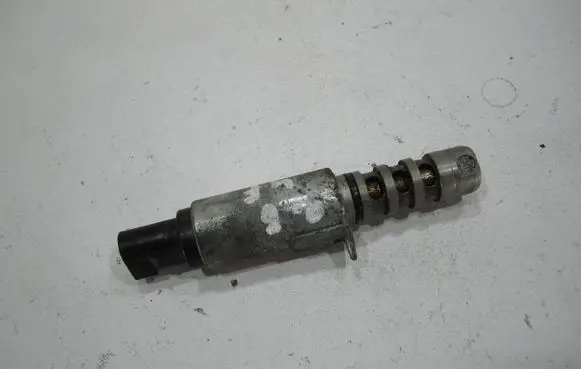 Audi A6 S6 C6 4F Camshaft vanos timing valve 06E109257J 50207HU V2297000430