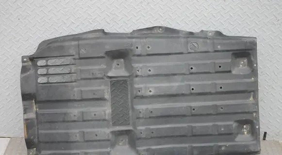 Mitsubishi L200 Center/middle under tray cover MITSUBISHI5370B497 5370B497