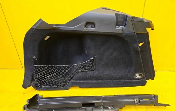 Volvo XC60 Trunk/boot side trim panel 39841580