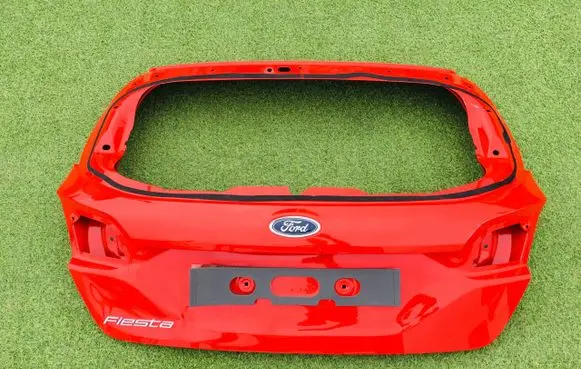 Ford Fiesta Tailgate/trunk/boot lid mk8171819fiesta