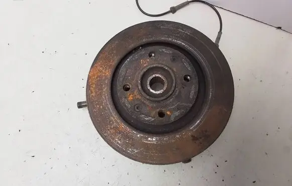 Opel Insignia A Front wheel hub
