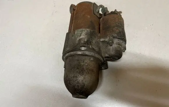 Opel Zafira B Starter motor 12564088