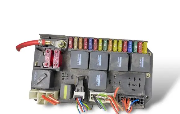 Land Rover Range Rover L322 Fuse module YQE500290 518838206