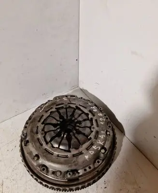Nissan Qashqai Clutch set kit 123104345R