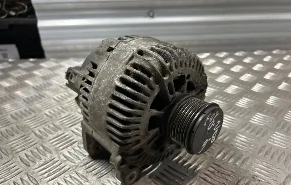 Volkswagen PASSAT B6 Generator/alternator 021903026L