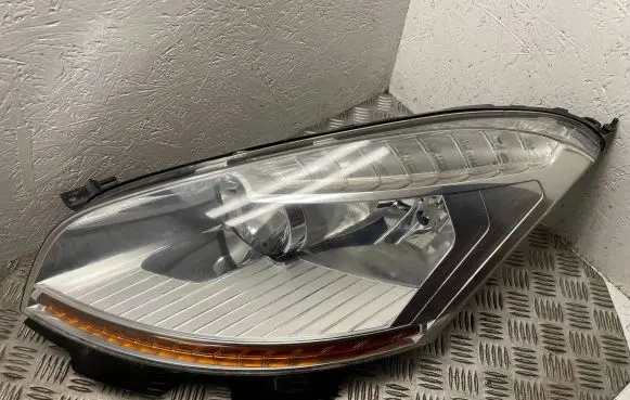 Citroen C4 I Picasso Headlight/headlamp 16298100