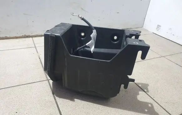 Volvo XC90 Battery box tray 31353780 31376394