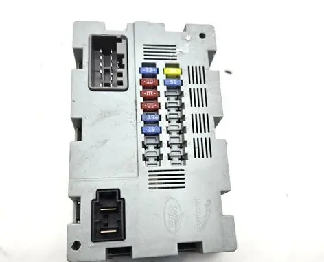 Jaguar XE Fuse module CPLA14Q073AA