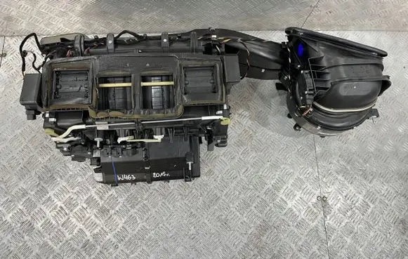 Mercedes-Benz G W463 2nd Gen Interior heater climate box assembly A4638301960