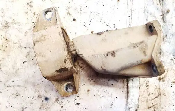 Audi A6 S6 C5 4B Engine mount bracket 8s0399113ab