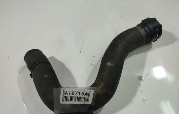 Audi A6 S6 C6 4F Engine coolant pipe/hose 