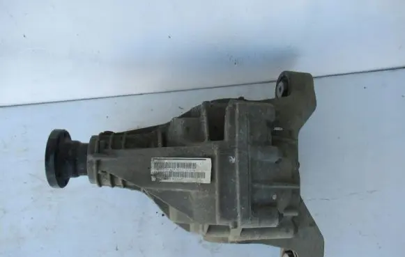 Volkswagen Touareg I Rear differential AGT