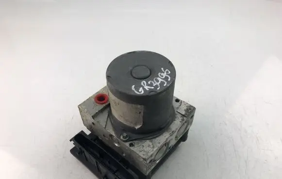 Renault Scenic II - Grand scenic II ABS Pump 7701062137