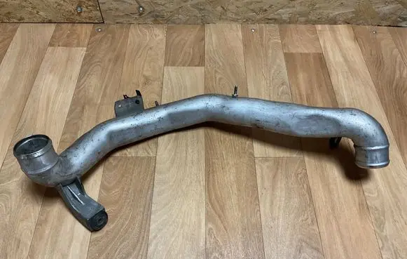 Volkswagen PASSAT B6 Intercooler hose/pipe 3C0145840D