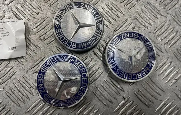 Mercedes-Benz E W212 Original wheel cap A1714000025