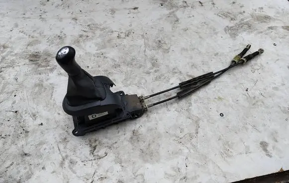 Renault Twingo II Gear shifter/selector 8201036855B