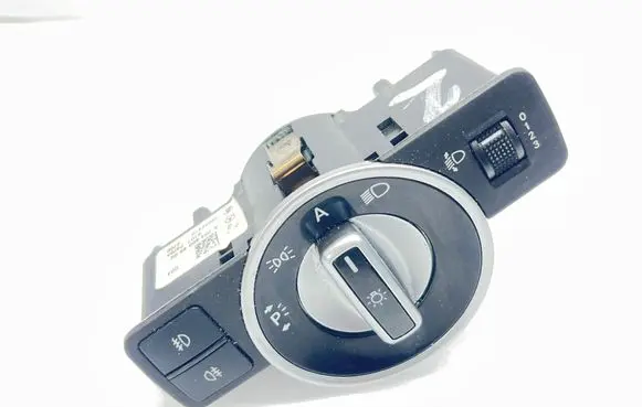 Mercedes-Benz C W204 Light switch A2049058002