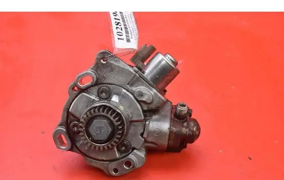 Ford Focus ST Fuel injection high pressure pump 9674984480