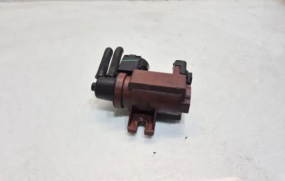 Ford S-MAX Turbo solenoid valve 6G909E882