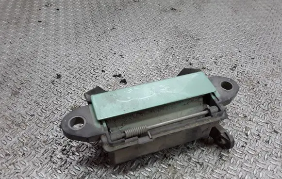 Audi A4 S4 B5 8D Rear door exterior handle 4A0839206
