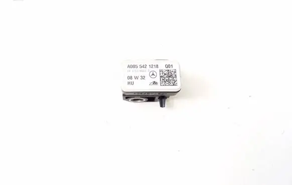 Mercedes-Benz E C207 W207 Airbag deployment crash/impact sensor A0055421218