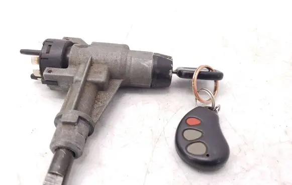 Audi 100 200 5000 C3 Ignition lock 441905851