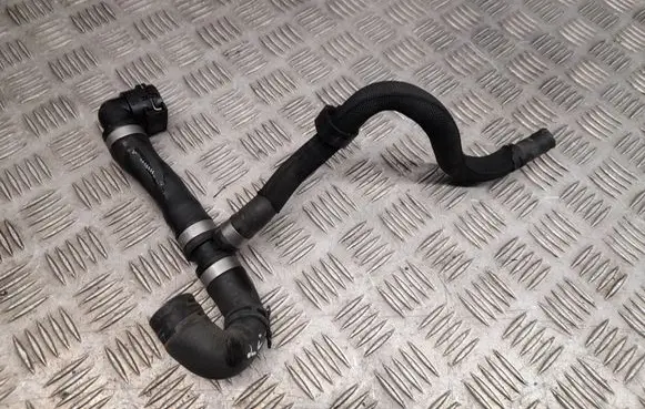 Mercedes-Benz E A207 Engine coolant pipe/hose A2075013582