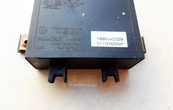 Volkswagen Vento Immobilizer control unit/module 1H0953257B 5WK4678