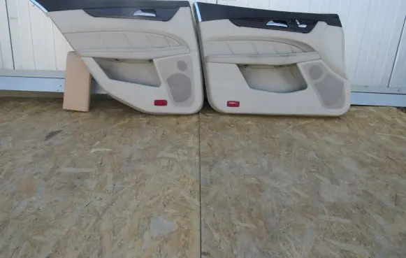 Mercedes-Benz CLS C218 X218 Door card panel trim set A2187300270