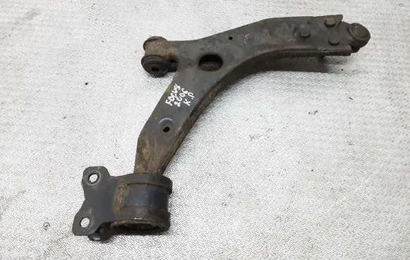 Ford Focus Front lower control arm/wishbone