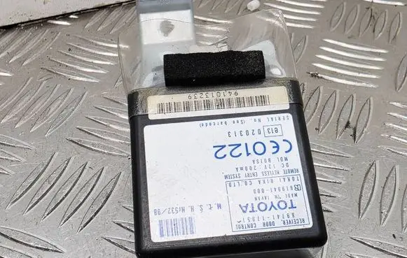 Toyota MR2 (W30) III Door control unit/module 8974117051