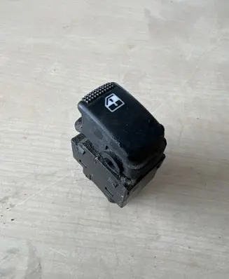 Hyundai Tucson LM Electric window control switch