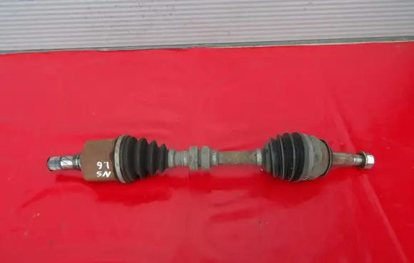 Nissan Qashqai Front driveshaft 