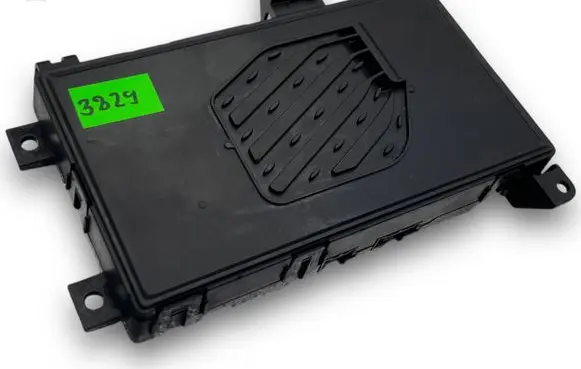Mercedes-Benz C AMG W205 Central body control module S3829 A2059007549