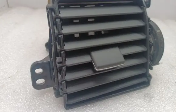 Toyota Auris 150 Dashboard side air vent grill/cover trim 5565002100B0