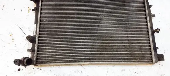 Skoda Fabia Mk1 (6Y) Coolant radiator 6Q0121253R