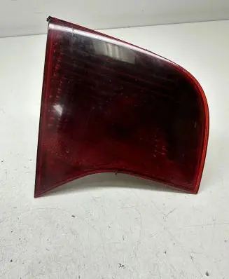 Tailgate rear/tail lights