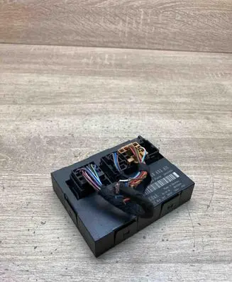 Skoda Octavia Mk2 (1Z) Comfort/convenience module 1K0959433AH 5DK00858308