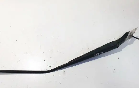 Mazda 3 I Front wiper blade arm