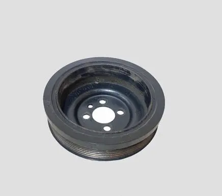 Volkswagen Golf V Crankshaft pulley 03G105243