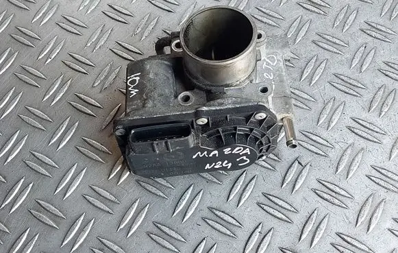 Mazda 3 II Engine shut-off valve R2AA136B0 0071011183L19