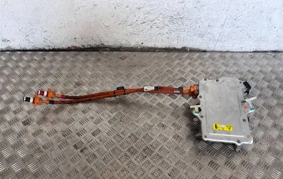 Tesla Model X Voltage converter inverter 104967800G