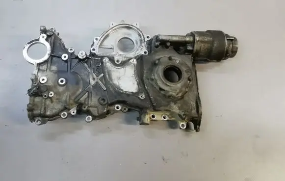 Toyota Corolla Verso E121 Timing chain cover 